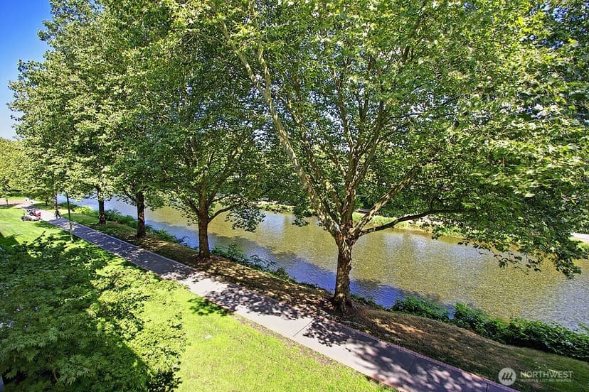 Property photo for 55 Williams Avenue S #201, Renton photo 38