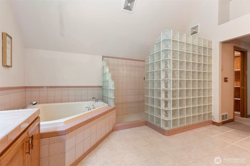 Property photo for 6120 Vernon Lane SE, Port Orchard photo 23