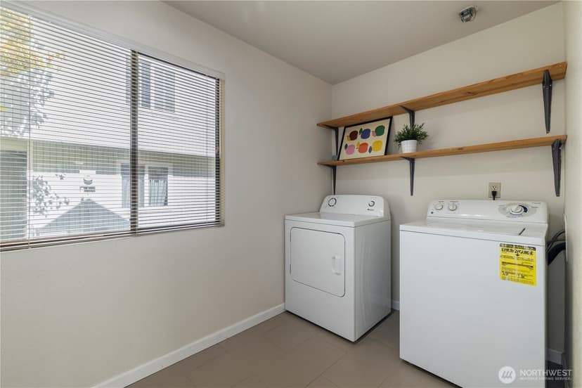 Property photo for 14119 NE 78th Court, Redmond photo 12