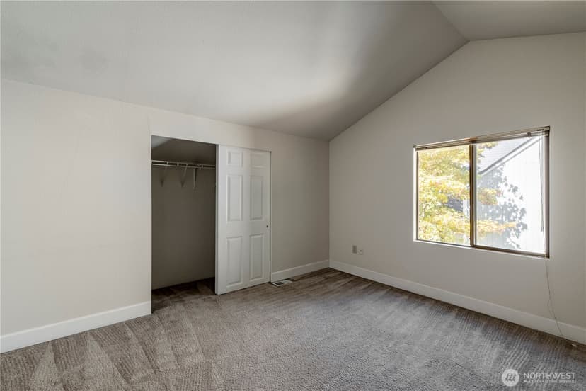 Property photo for 14119 NE 78th Court, Redmond photo 16