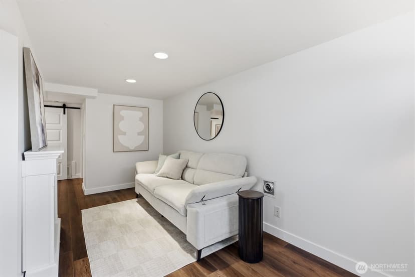 Property photo for 2316 N 80th Street, Seattle photo 11