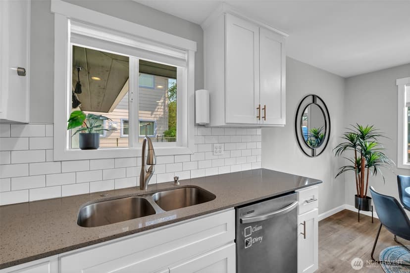 Property photo for 711 6th Street SE, Auburn photo 13