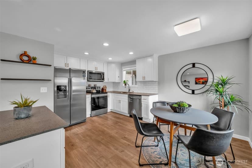 Property photo for 711 6th Street SE, Auburn photo 15