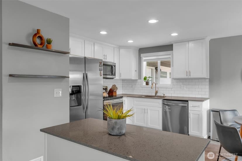 Property photo for 711 6th Street SE, Auburn photo 17