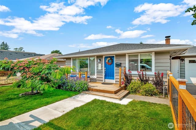 Property photo for 711 6th Street SE, Auburn