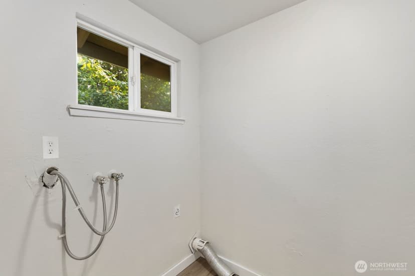 Property photo for 128 Florence Street, Arlington photo 19