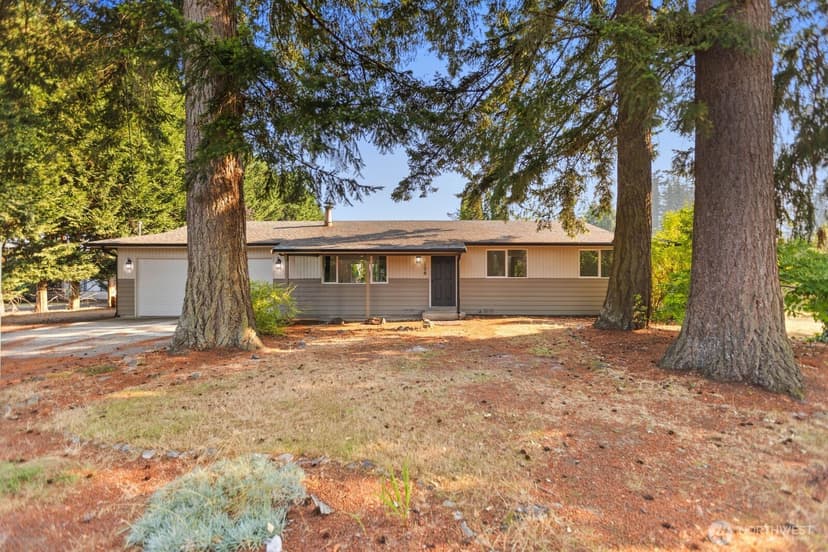 Property photo for 128 Florence Street, Arlington