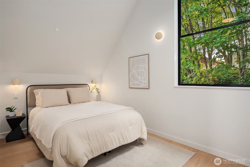 Property photo for 2821 Harris Place S, Seattle photo 23