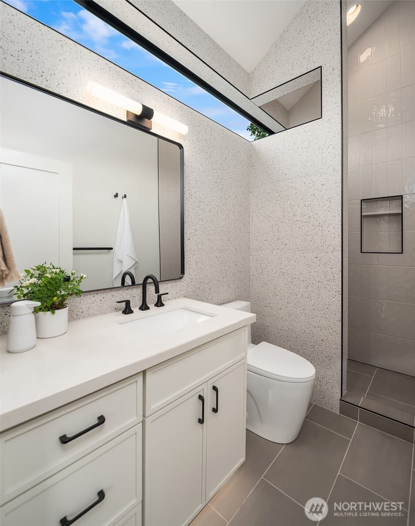Property photo for 2821 Harris Place S, Seattle photo 22