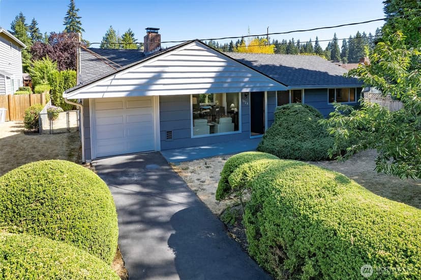 Property photo for 1924 NE 130th Place, Seattle
