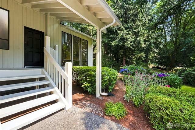 Property photo for 26340 SE 158 Street, Issaquah photo 2