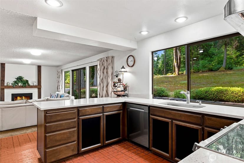 Property photo for 26340 SE 158 Street, Issaquah photo 10