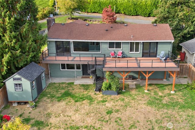 Property photo for 7841 S 135th Street, Seattle photo 4
