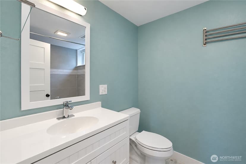 Property photo for 7841 S 135th Street, Seattle photo 27