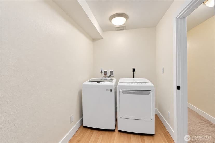 Property photo for 7841 S 135th Street, Seattle photo 28