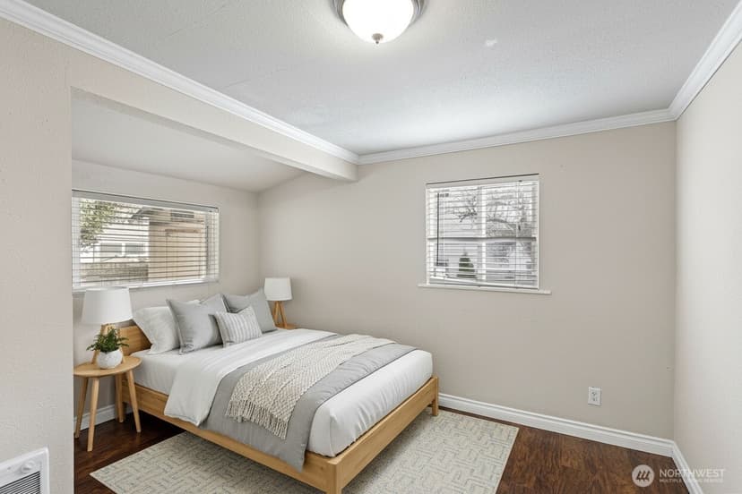 Property photo for 14118 37th Avenue S, Tukwila photo 9