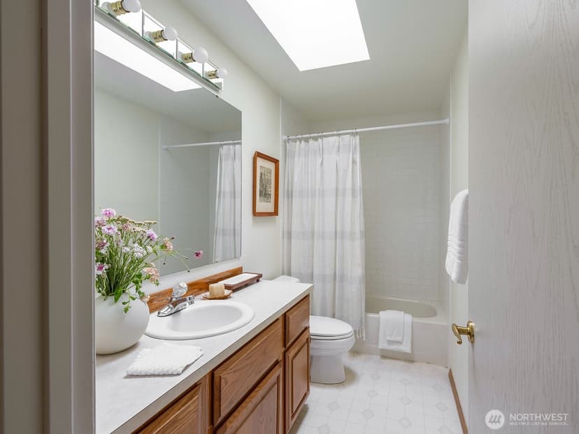 Property photo for 6105 75th Avenue Ct W, University Place photo 31