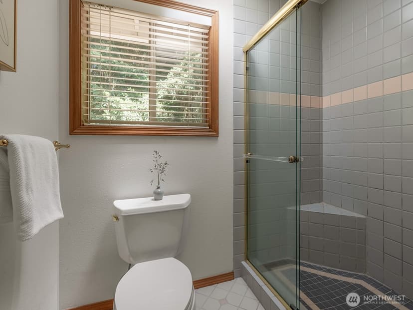 Property photo for 6105 75th Avenue Ct W, University Place photo 35