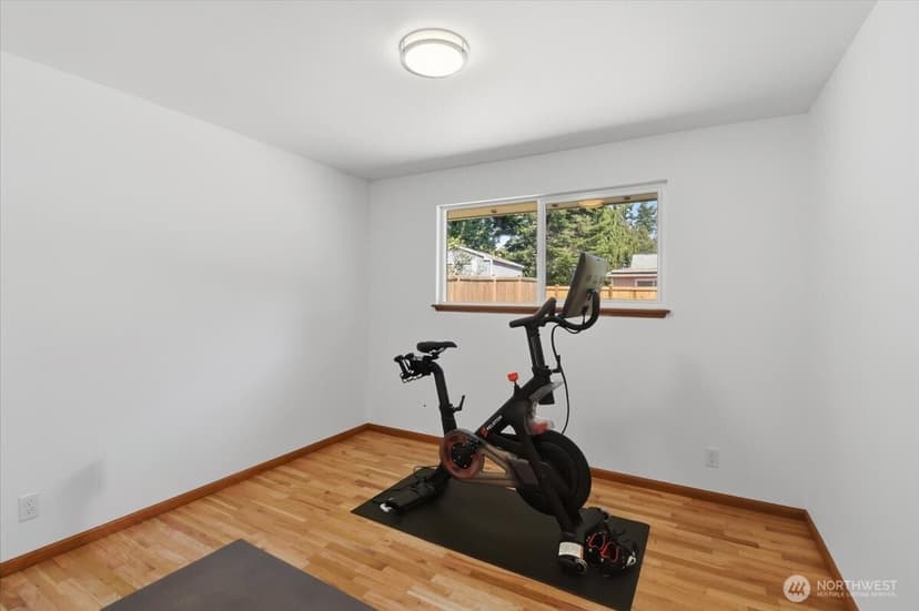 Property photo for 20621 78th Place W, Edmonds photo 18