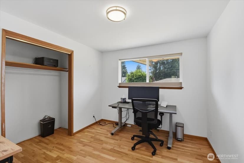 Property photo for 20621 78th Place W, Edmonds photo 16