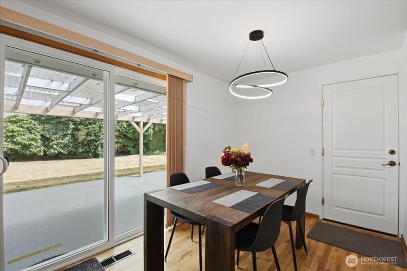 Property photo for 20621 78th Place W, Edmonds photo 15