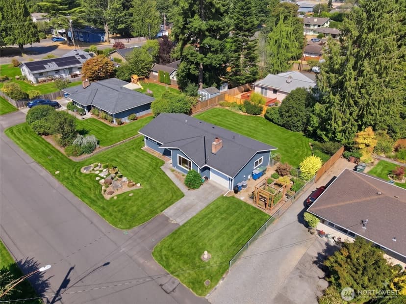 Property photo for 20621 78th Place W, Edmonds photo 26