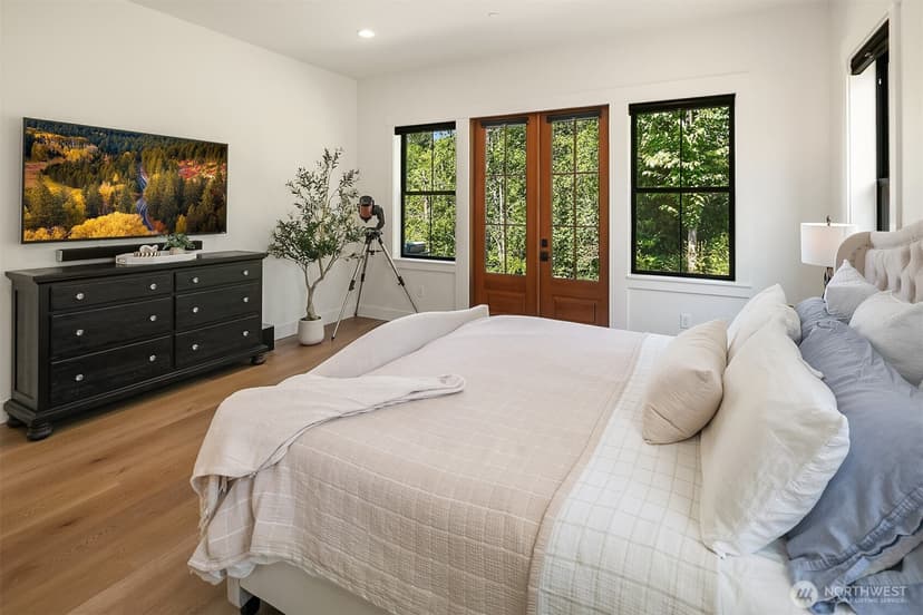 Property photo for 24926 SE 162nd Street, Issaquah photo 16