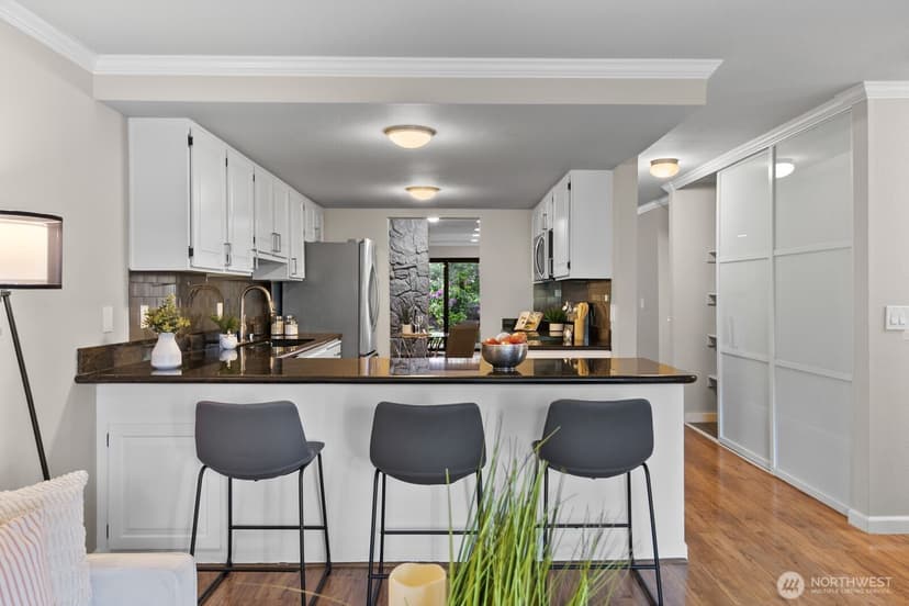 Property photo for 7639 SE 29th Street, Mercer Island