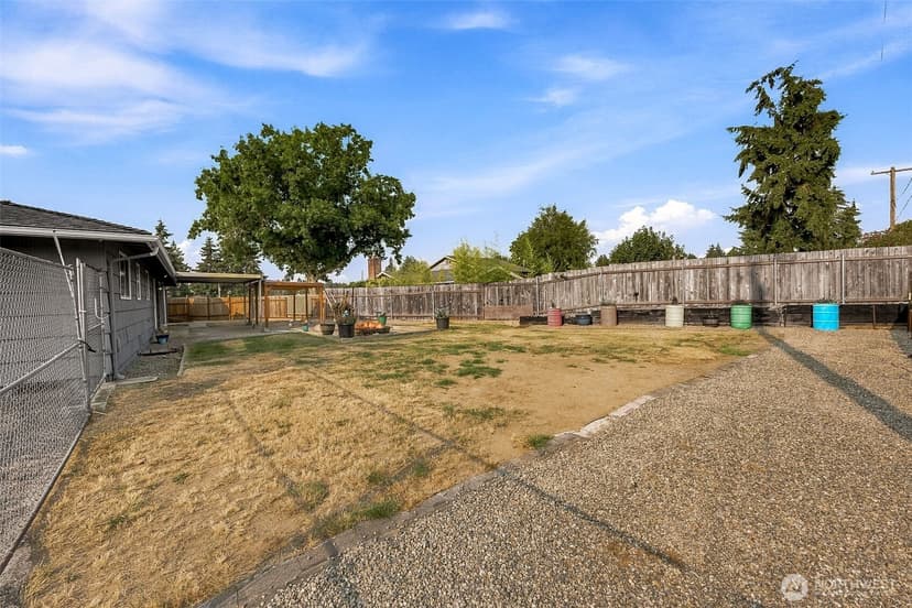 Property photo for 13720 13th Avenue Ct E, Tacoma photo 17