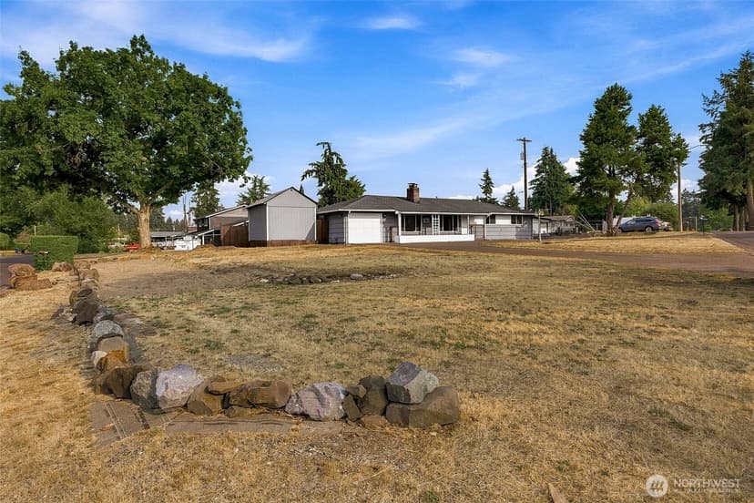 Property photo for 13720 13th Avenue Ct E, Tacoma photo 16