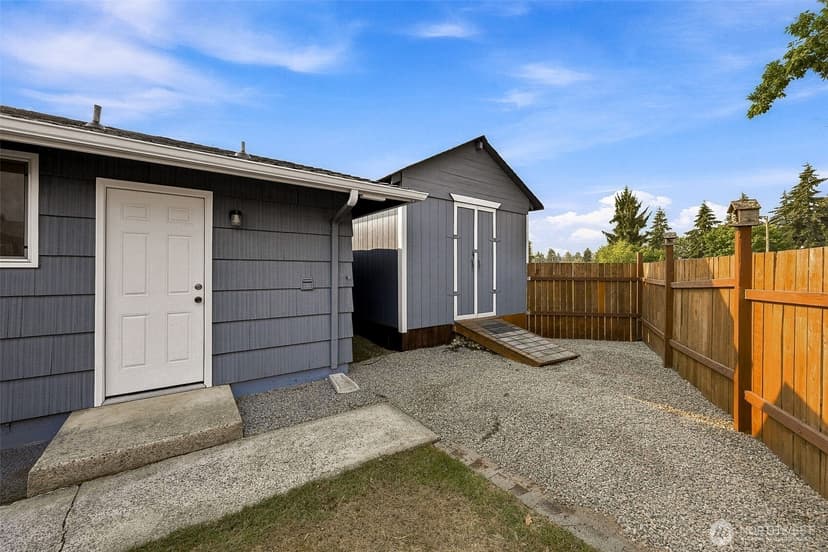 Property photo for 13720 13th Avenue Ct E, Tacoma photo 19