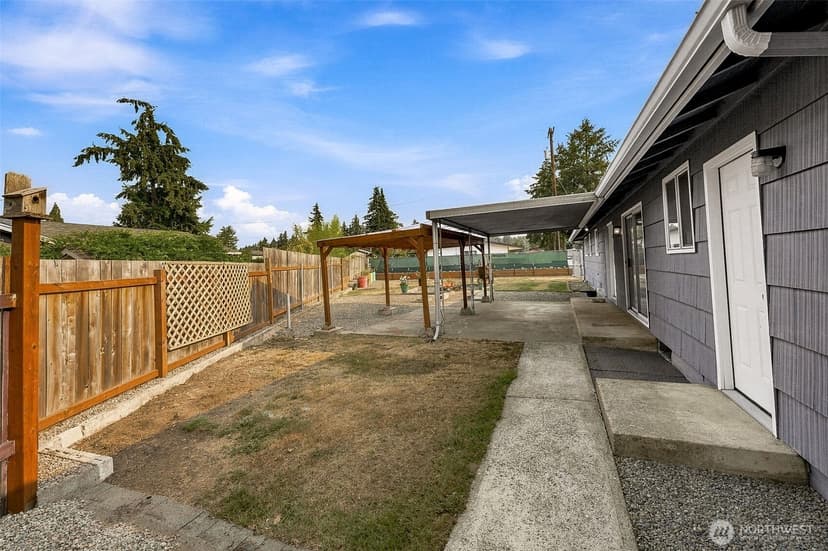 Property photo for 13720 13th Avenue Ct E, Tacoma photo 20