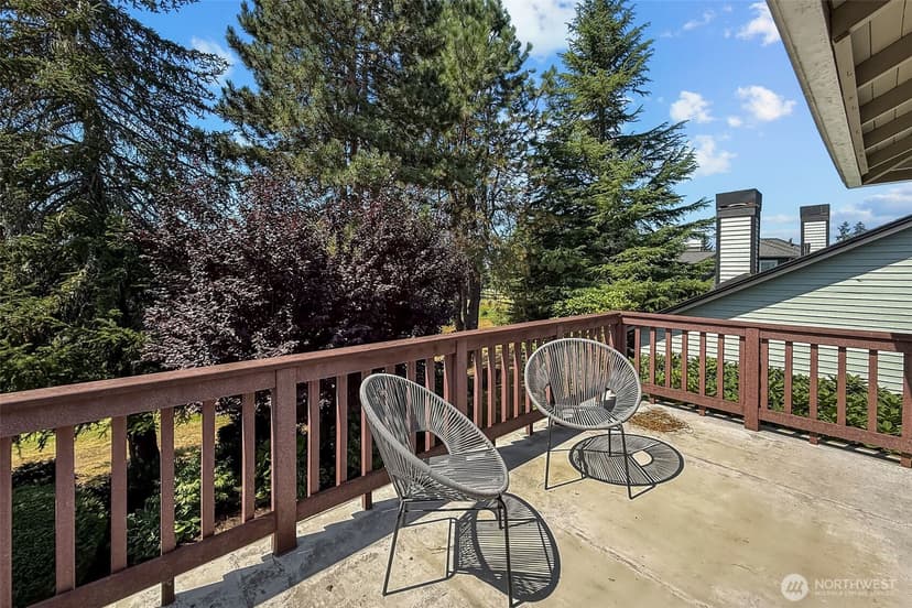 Property photo for 25417 Lake Wilderness Country Club Drive SE, Maple Valley photo 23