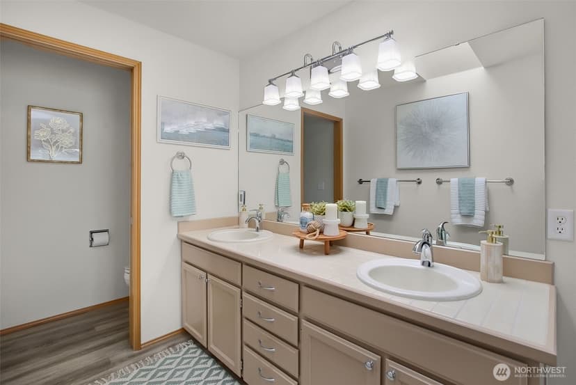 Property photo for 25417 Lake Wilderness Country Club Drive SE, Maple Valley photo 22