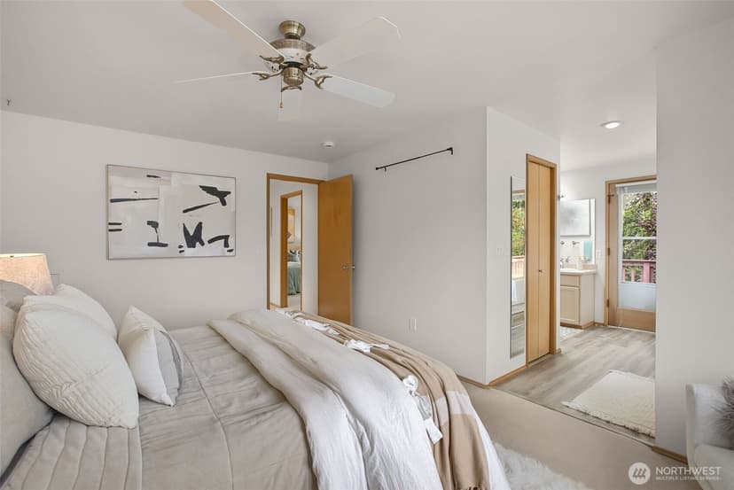 Property photo for 25417 Lake Wilderness Country Club Drive SE, Maple Valley photo 19