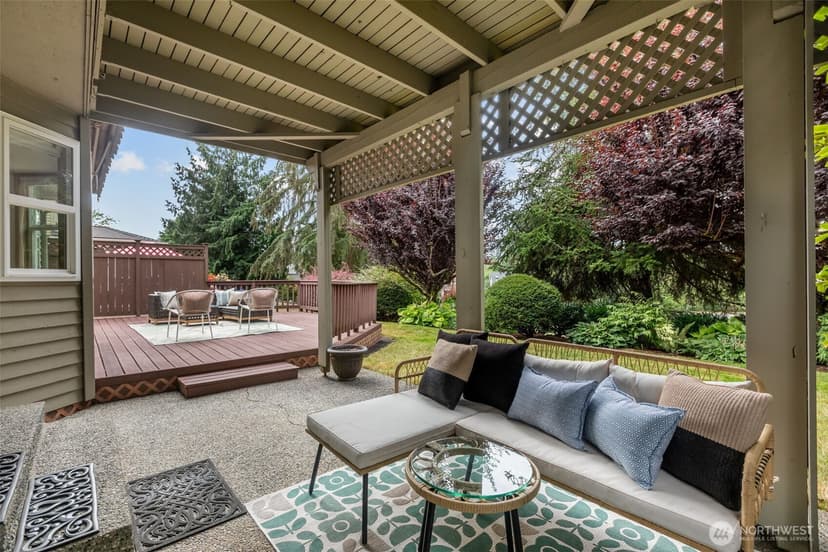 Property photo for 25417 Lake Wilderness Country Club Drive SE, Maple Valley photo 29