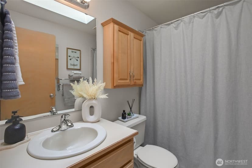 Property photo for 25417 Lake Wilderness Country Club Drive SE, Maple Valley photo 26
