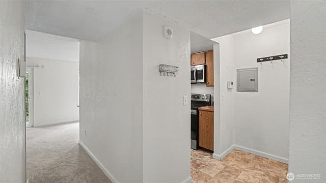 Property photo for 10021 SE 235th Place #B303, Kent photo 3