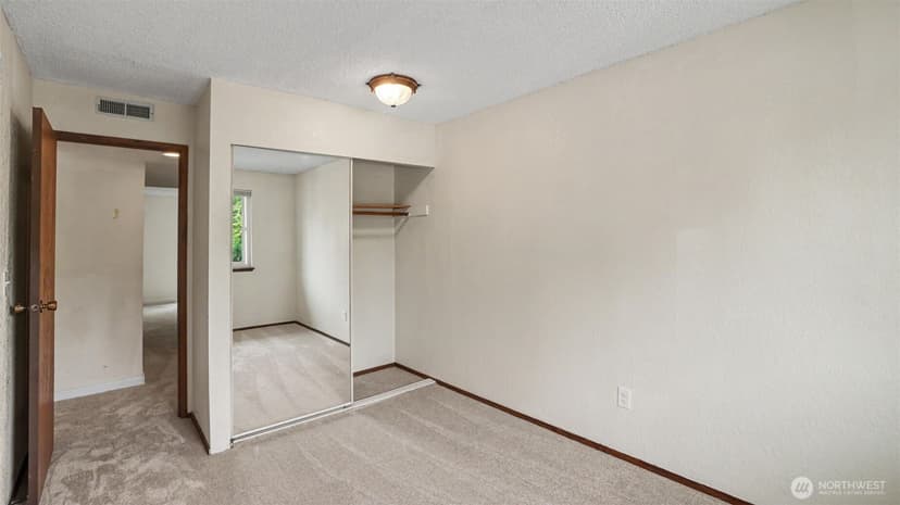 Property photo for 10021 SE 235th Place #B303, Kent photo 11