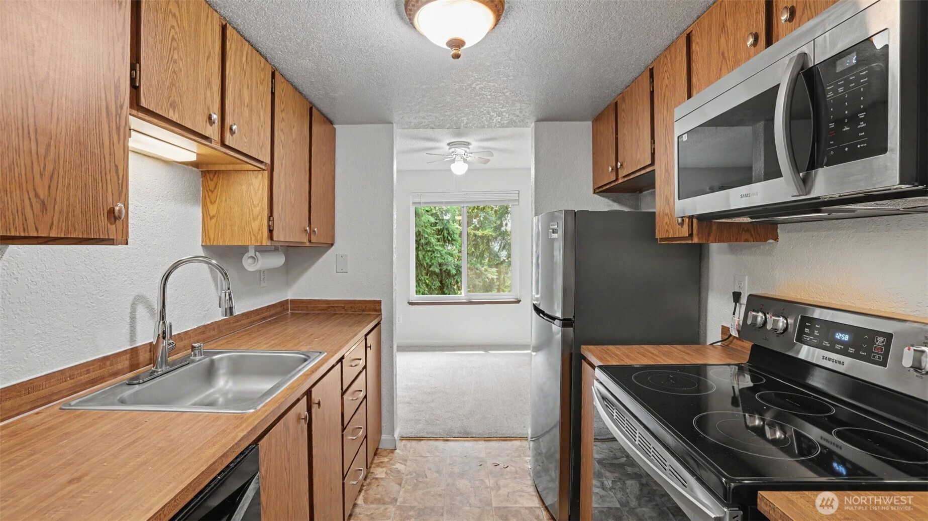 Property photo for 10021 SE 235th Place #B303, Kent