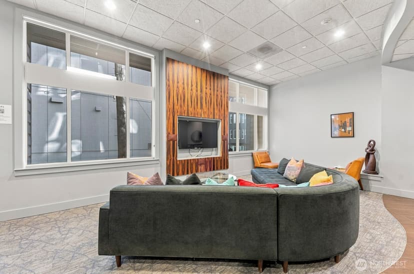 Property photo for 159 Denny Way #509, Seattle photo 36