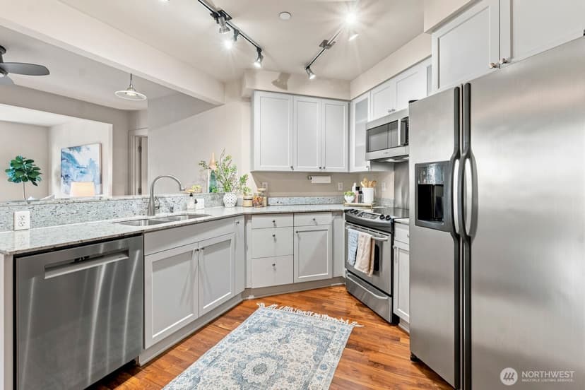 Property photo for 159 Denny Way #509, Seattle photo 15