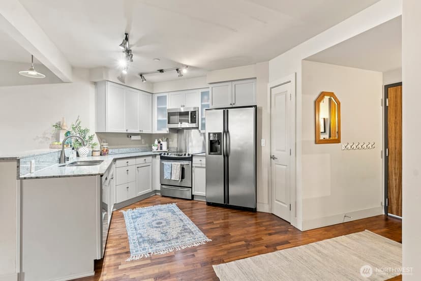 Property photo for 159 Denny Way #509, Seattle photo 33