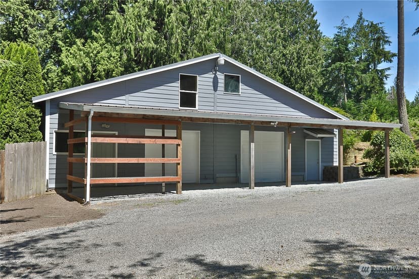 Property photo for 6621 Sills Road, Clinton photo 3