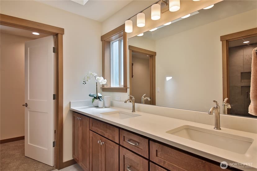 Property photo for 6621 Sills Road, Clinton photo 21