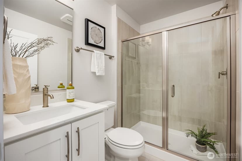 Property photo for 1053 6th Walk NE, Issaquah photo 20