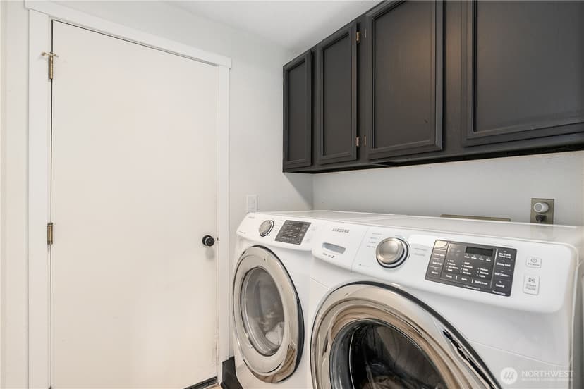 Property photo for 8708 114th Street Ct SW, Lakewood photo 27