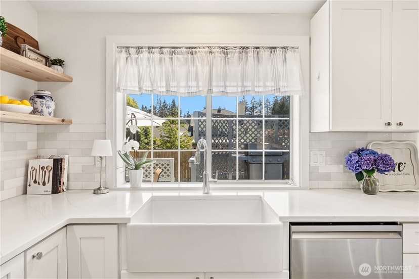 Property photo for 8708 114th Street Ct SW, Lakewood photo 14