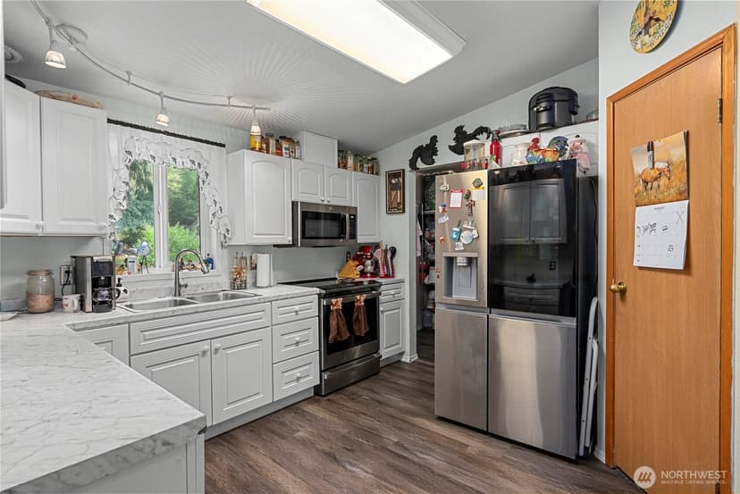 Property photo for 13320 176th Avenue NW, Gig Harbor photo 9