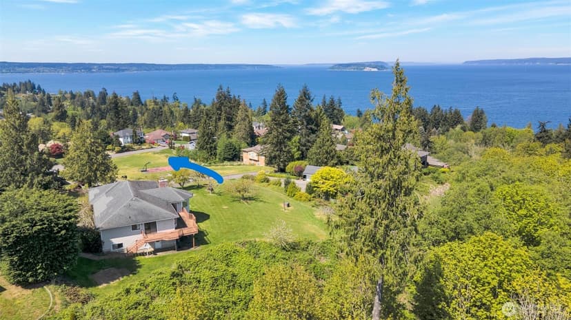 Property photo for 192 X 49th Place SW, Everett